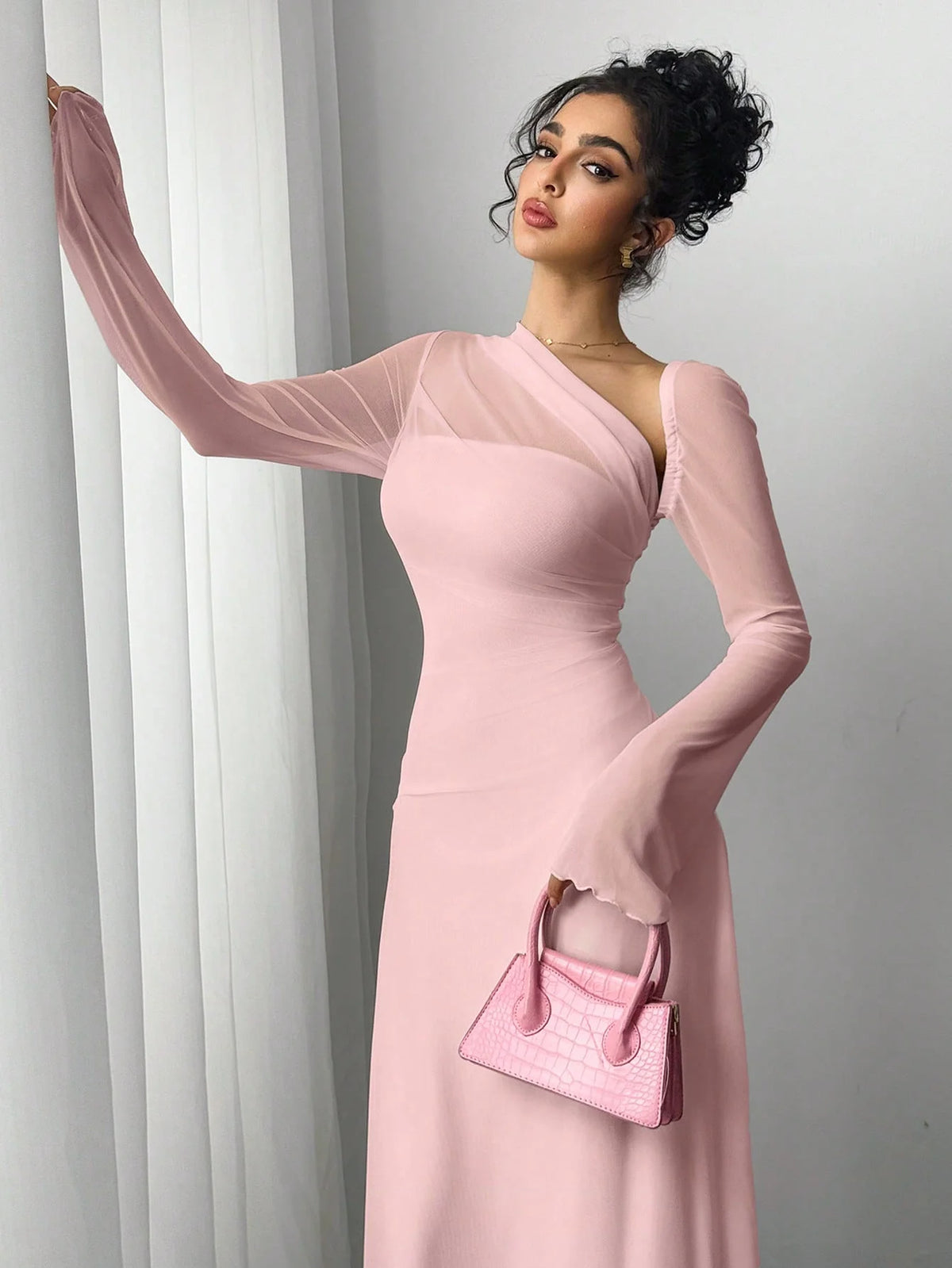 Elegant Pink Tulle One-Shoulder Maxi Dress