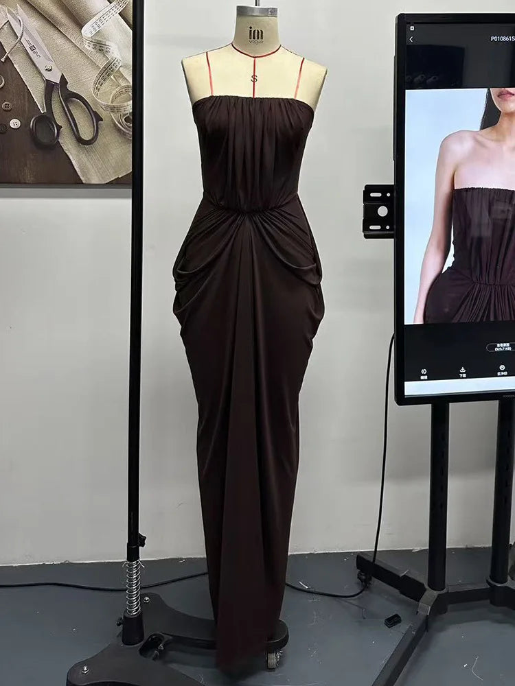Elegant Strapless Pleated Backless Dress