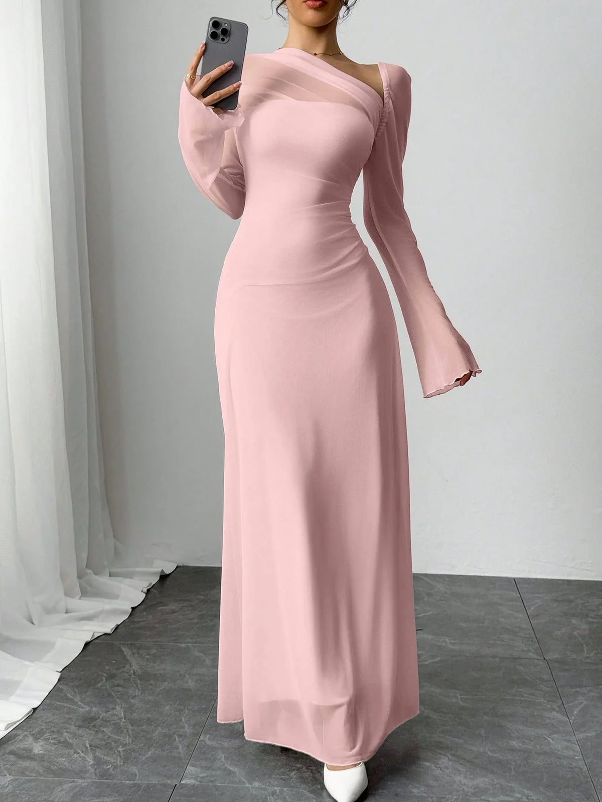 Elegant Pink Tulle One-Shoulder Maxi Dress