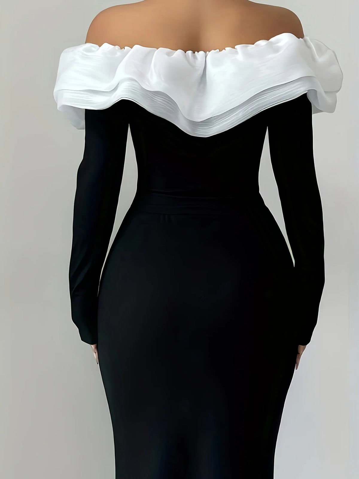 Elegant Off-Shoulder Color Block Maxi Dress
